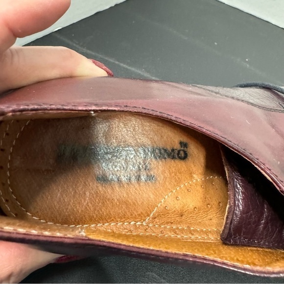 Pronto Uomo Men’s Wingtip Leather Cap Toe Oxfords - Picture 2 of 9